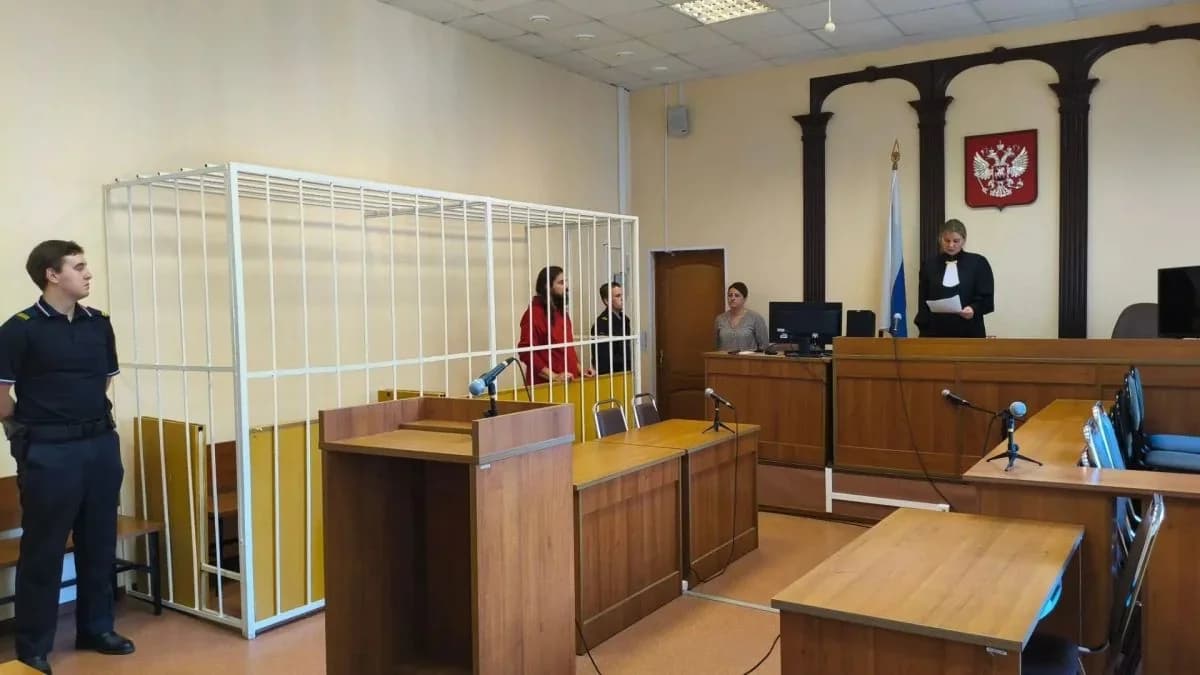 Халқаро қидирувдаги хорижлик фуқаро Россияда ҳибсга олинди: уни нима кутмоқда?
