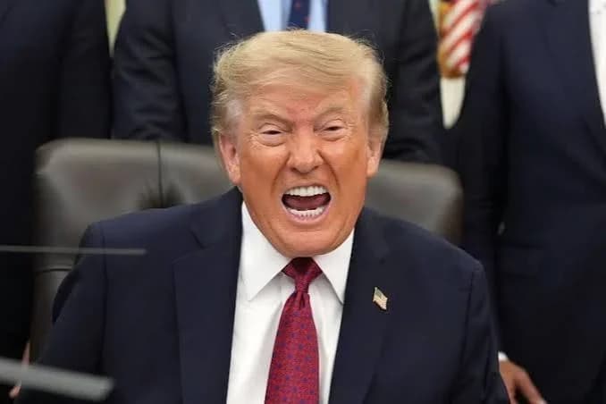 ОАВ Трампнинг Украина бўйича янги тинчлик режаси тафсилотларини эълон қилди