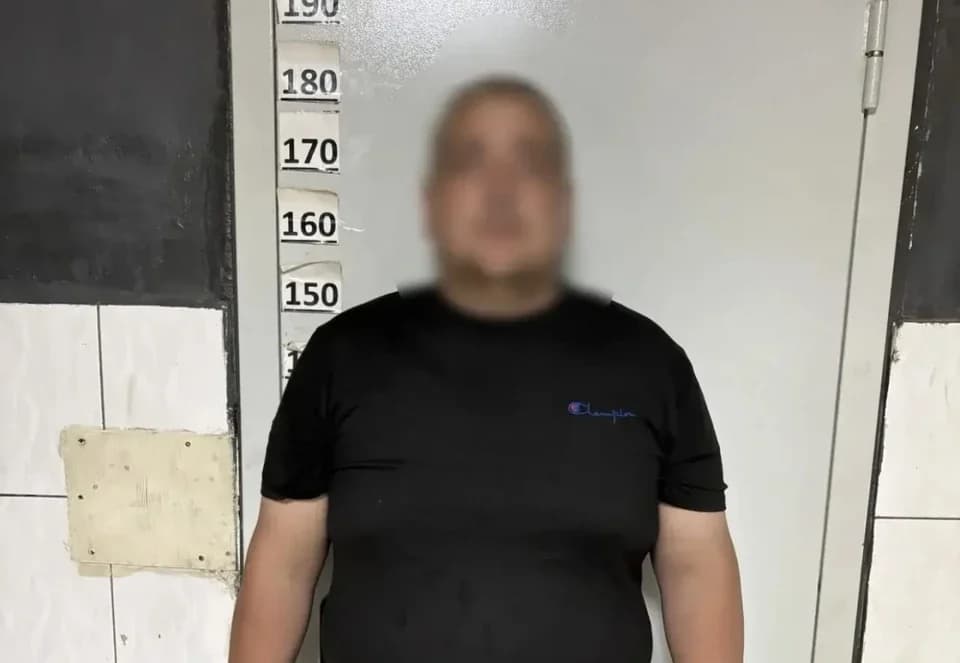 Voronejda avtomobillarga zarar yetkazgan muhojir qo‘lga olindi