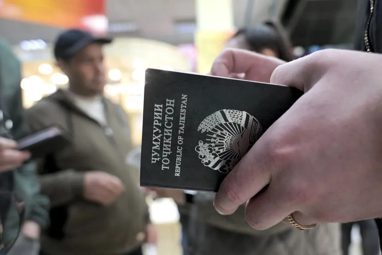 Migrant who obtained citizenship via fake certificate fined 1 million rubles